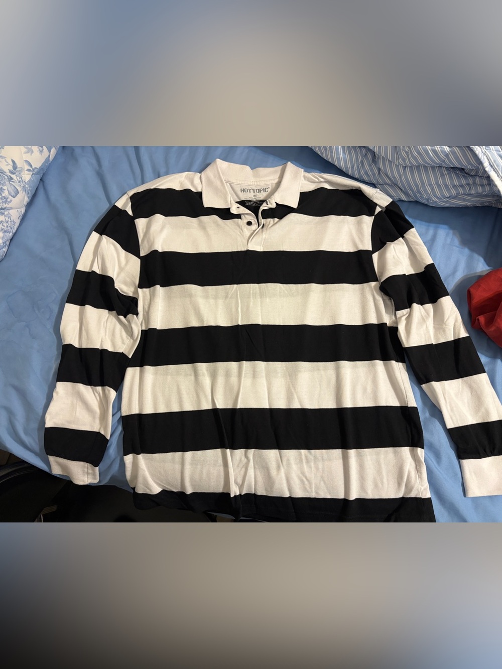 Hot Topic Polo Long Sleeve Black and White Striped Men’s XL